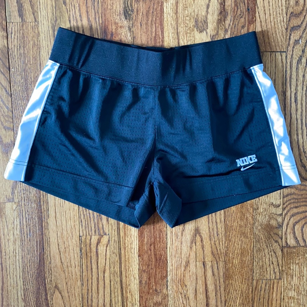 Nike Shorts Size Medium